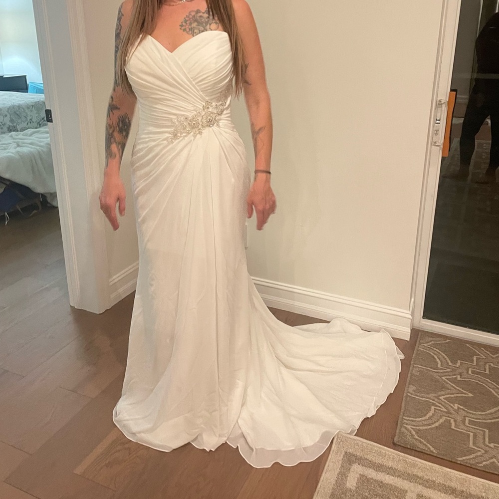 Alfred Angelo Strapless White Sweetheart Wedding Gown with Embellished Waist - Picture 3 of 4